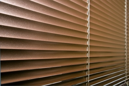 Window Blinds Still Pose Risk of Death to Young Children - Spivey Law Firm, Personal Injury Attorneys, P.A.