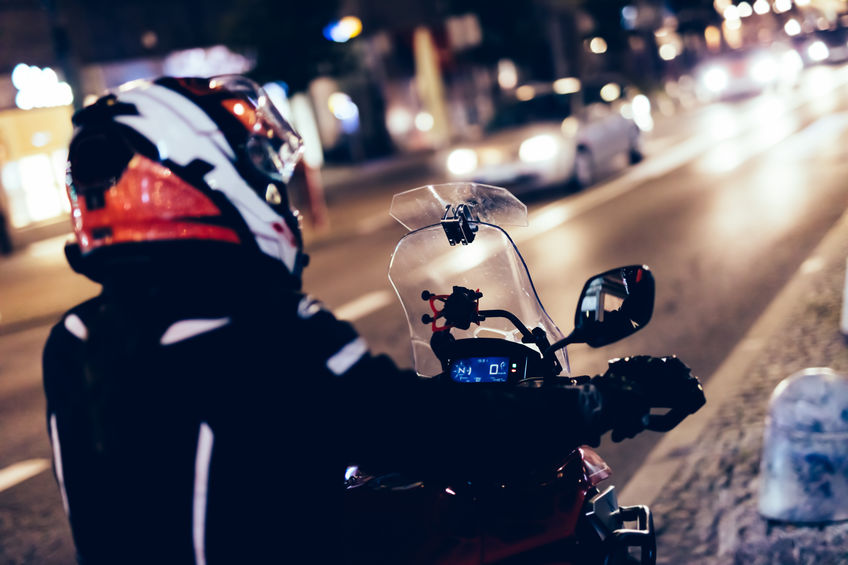 8 Things Motorists Should Consider When Driving at Night to Avoid Accidents with Motorcycles