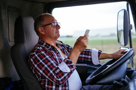 Increasing Risks of Crashes When Truck Drivers are Distracted - Spivey Law