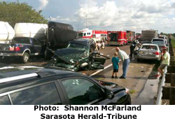 Crash 10-22-12 Photo by Shannon McFarland, Sarasota Herald-Tribune